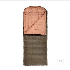 New in box Teton celsius reg. 0•F sleeping bag 80”X33”